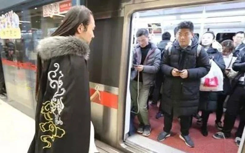 A Men Wear Hanfu for 8 Years