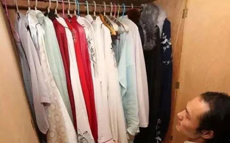A Men Wear Hanfu for 8 Years