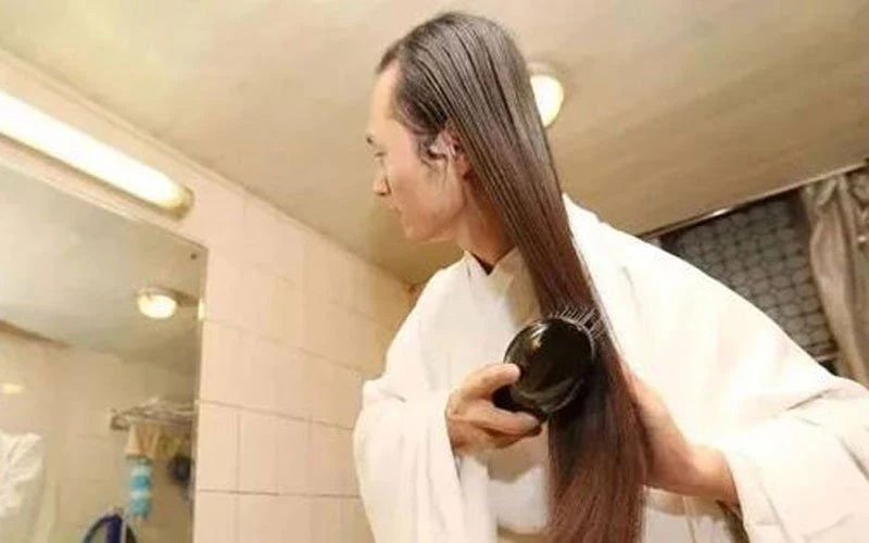 A Men Wear Hanfu for 8 Years