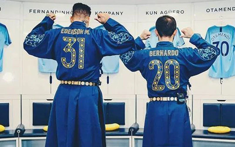 Hanfu Meets Manchester City F.C.