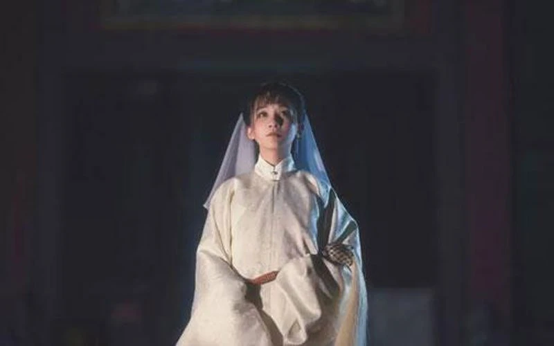 Hanfu in Snow Mountain