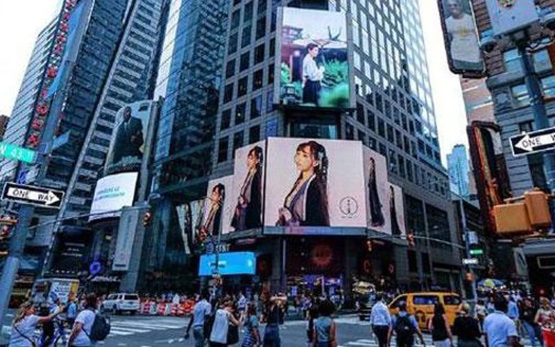 Hanfu Show NYC Time Square