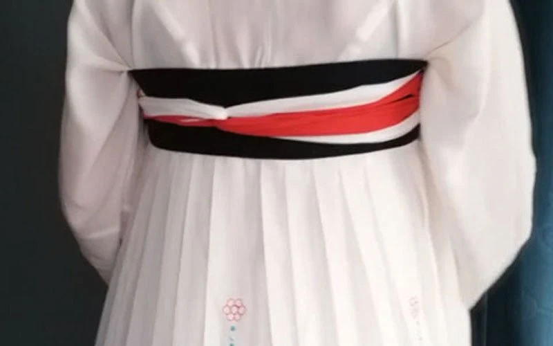 How to Wear Chest Ruqun Hanfu