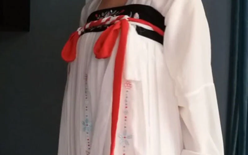 How to Wear Chest Ruqun Hanfu