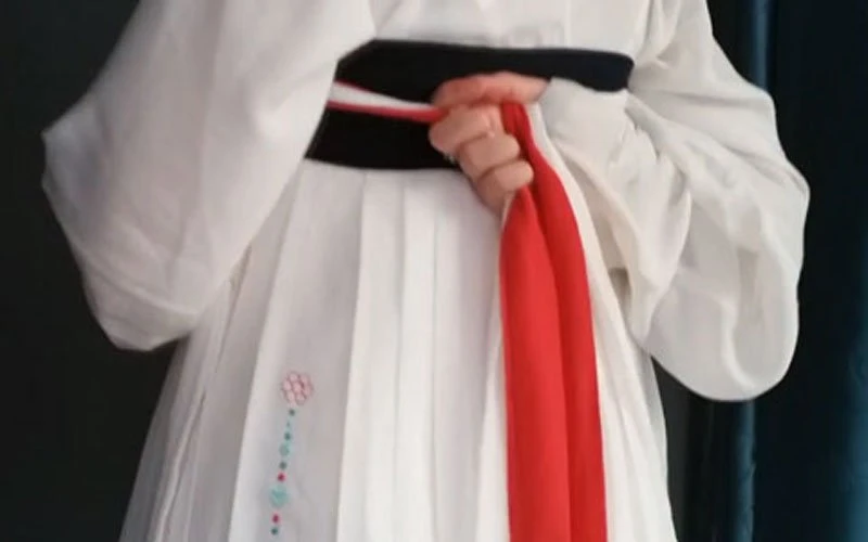 How to Wear Chest Ruqun Hanfu