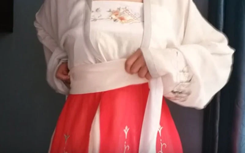 How to Wear a Waist Ruqun