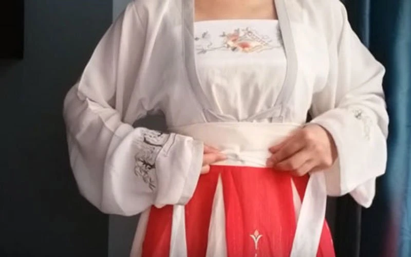 How to Wear a Waist Ruqun