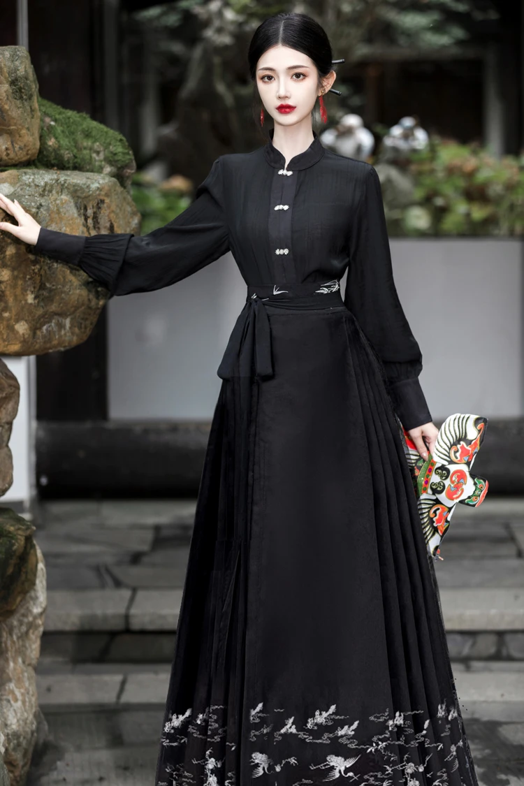 Women Casual Hanfu Ming Dynasty Mamian Skirt Set Black Dashing Style