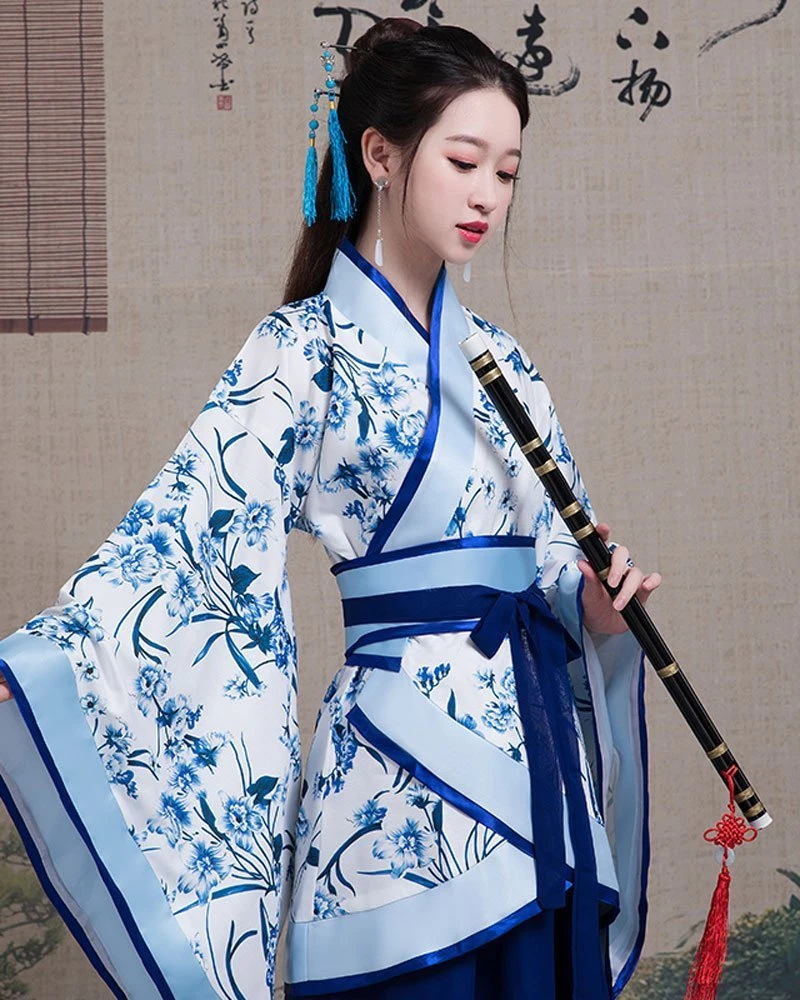 The business casual clothing in ancient China: Shenyi