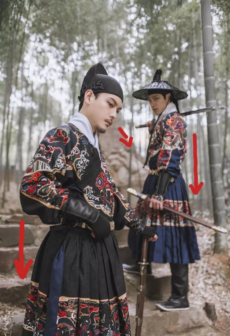 10 Postures that Take Handsome Hanfu Pictures