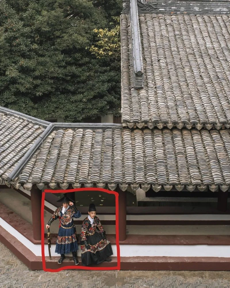 10 Postures that Take Handsome Hanfu Pictures