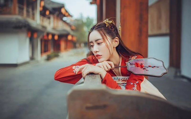 35 Best How to Pose for Hanfu Pictures