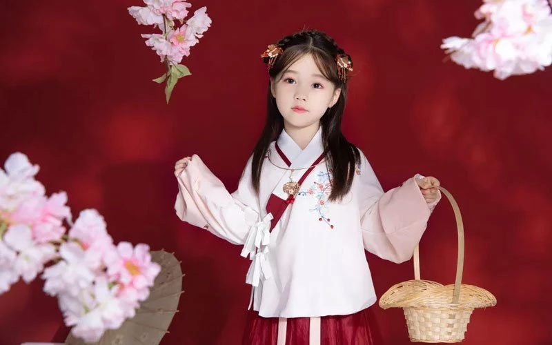 4 Of The Best Parent & Child Hanfu Costume Ideas