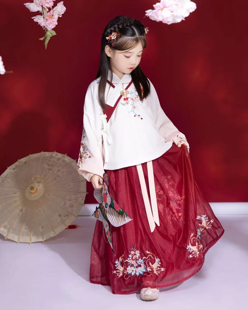4 Of The Best Parent & Child Hanfu Costume Ideas