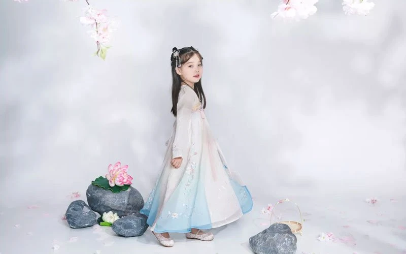 4 Of The Best Parent & Child Hanfu Costume Ideas 