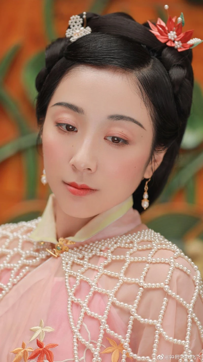 Will Hanfu appear in figure skating arena?