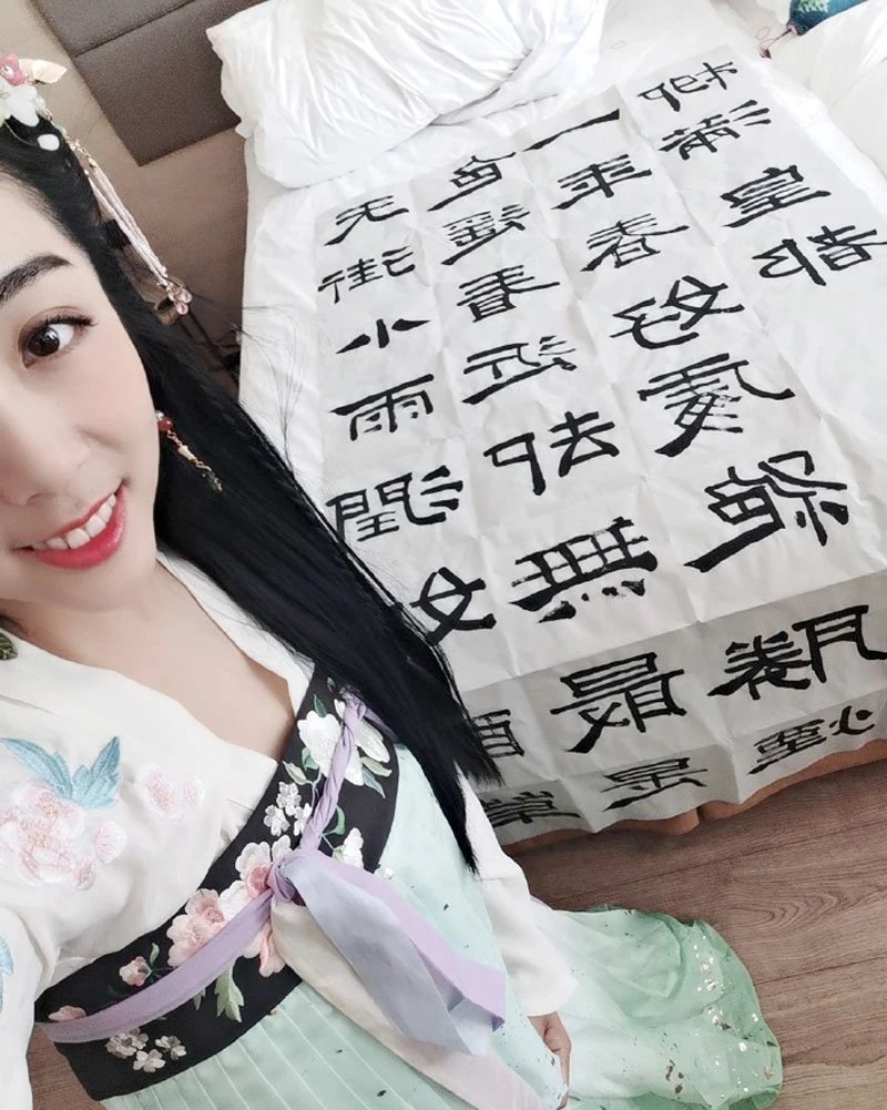 Will Hanfu appear in figure skating arena?