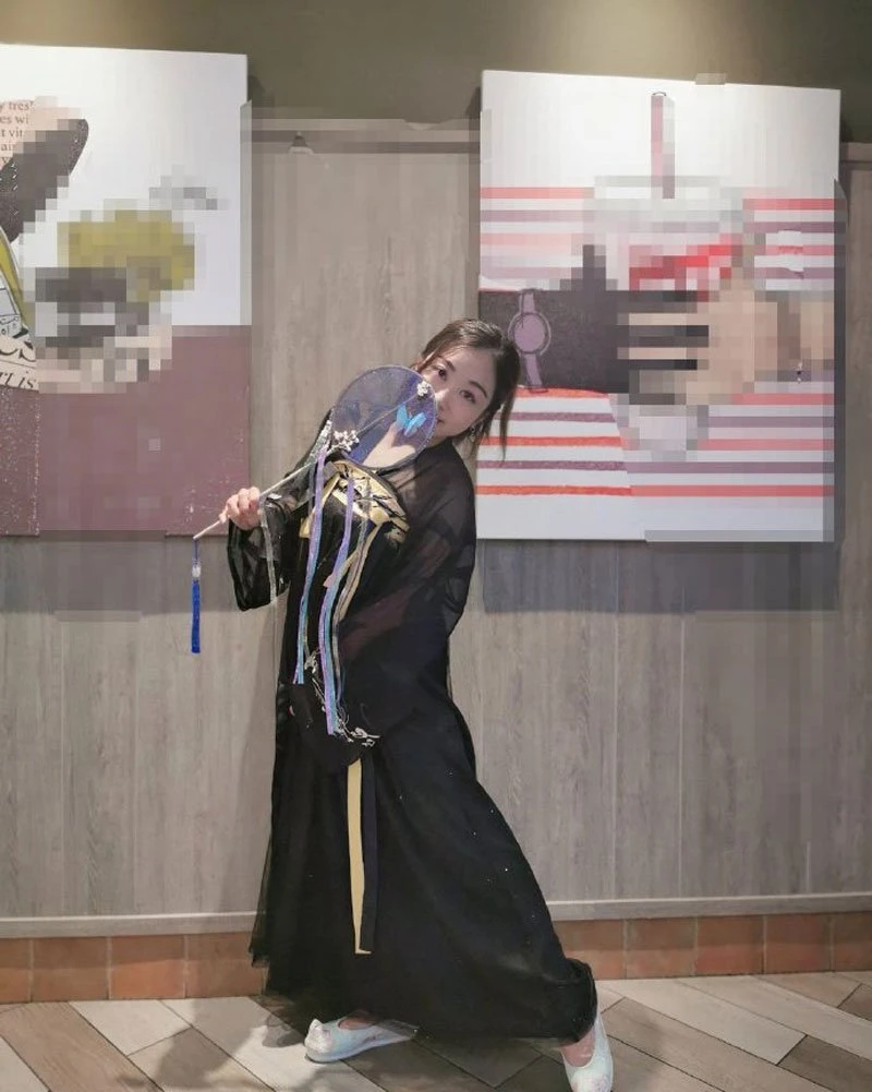 Will Hanfu appear in figure skating arena?