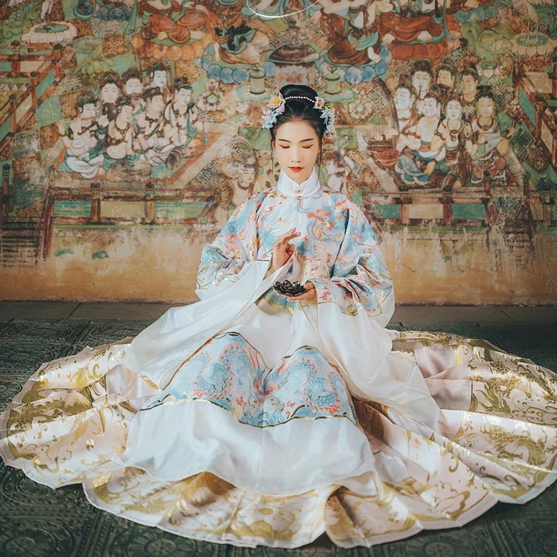 2019 - Latest Hanfu Report | Fashion Trends & Market Analysis