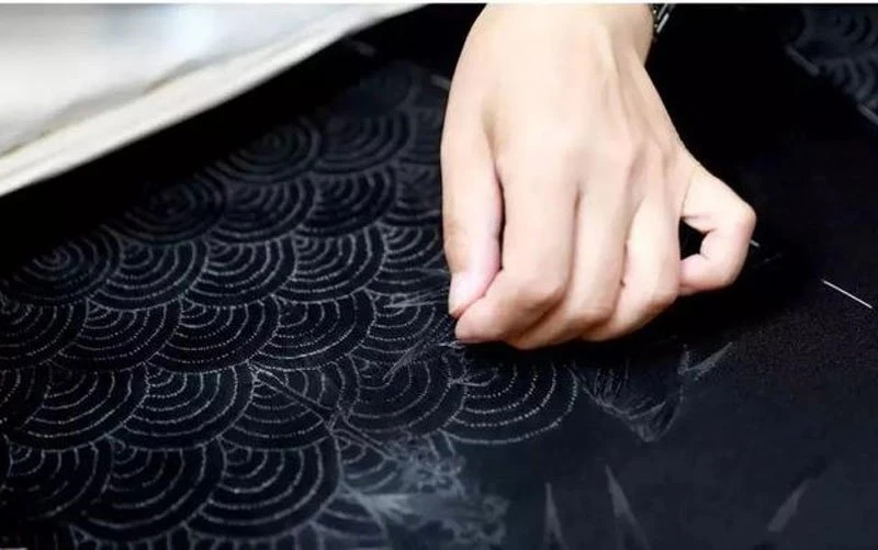 Absolutely Gorgeous! Chinese Element Clothing in Paris Fashion Week