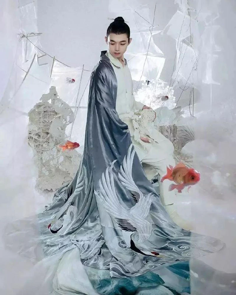 Absolutely Gorgeous! Chinese Element Clothing in Paris Fashion Week