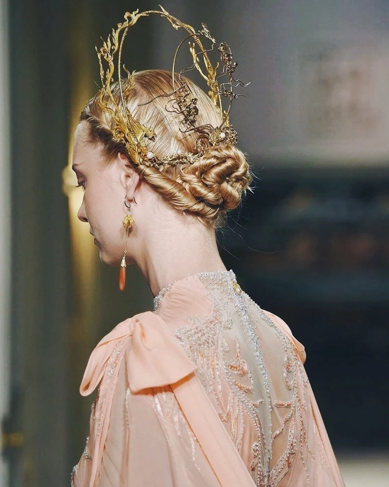 Absolutely Gorgeous! Chinese Element Clothing in Paris Fashion Week