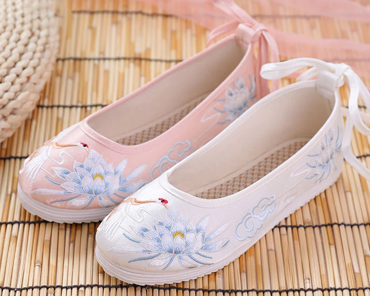 crane hanfu flats shoes