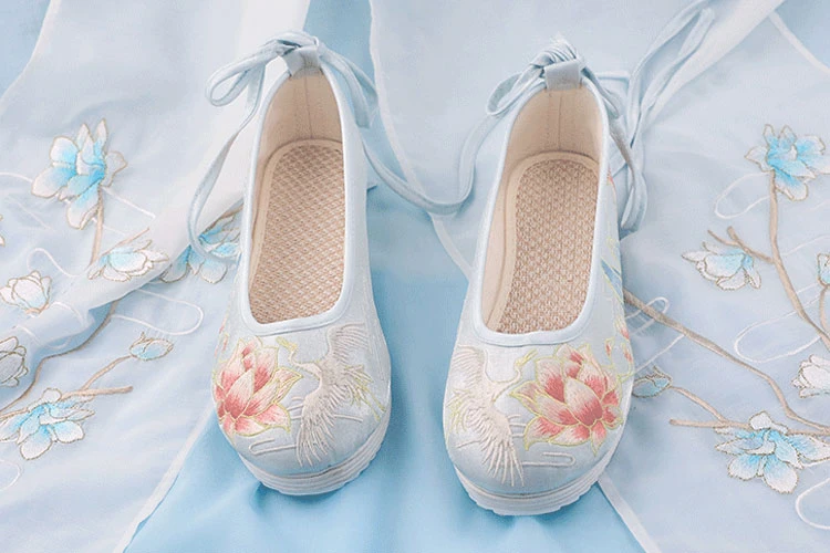 crane hanfu flats shoes