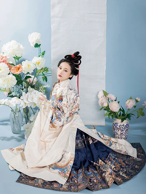 4 Secrets about Hanfu Ma Mian Qun 1