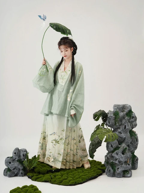 4 Secrets about Hanfu Ma Mian Qun 3
