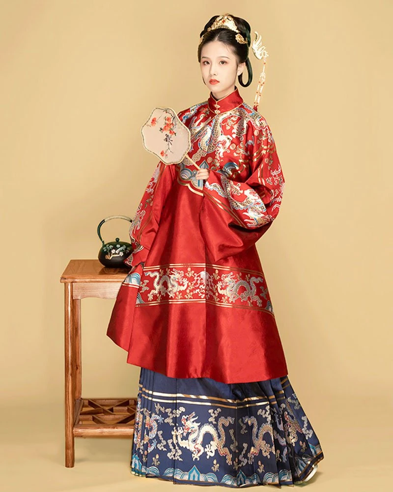 A Chinese Style Hanfu Suitable for Winter - Changshan