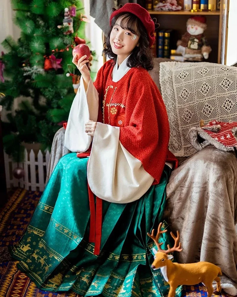 Christmas Element Hanfu - The Best Gift for Winter