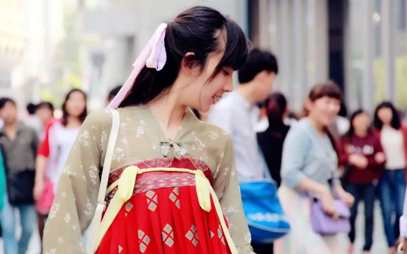 Interview | Modern Youth and Hanfu - New Chinese Fashion