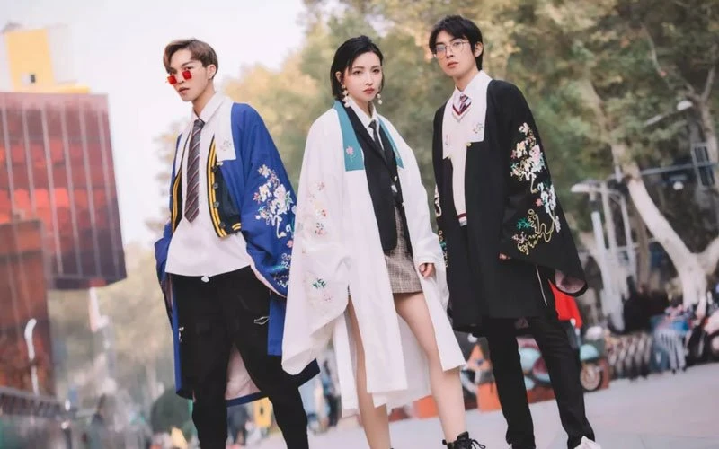 Interview | Modern Youth and Hanfu - New Chinese Fashion