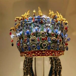 What is Chinese Headdress - Hanfu Traditional Hats Introduce