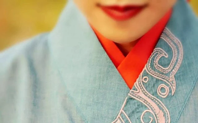 What is Chinese Shirt - Hanfu Zhongyi Introduce
