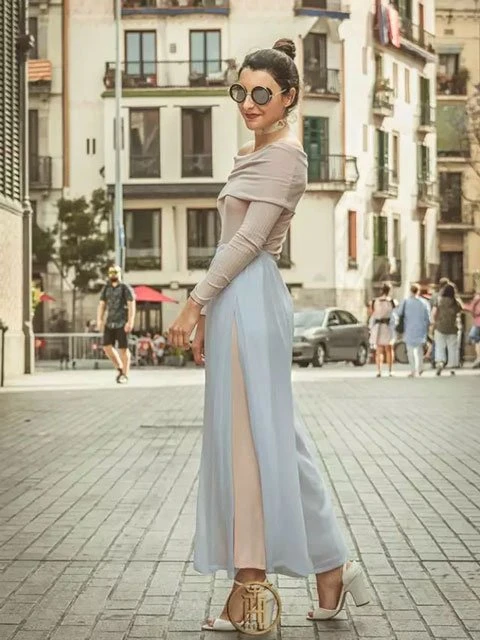 Hanfu Fashion Street Photo in Barcelona