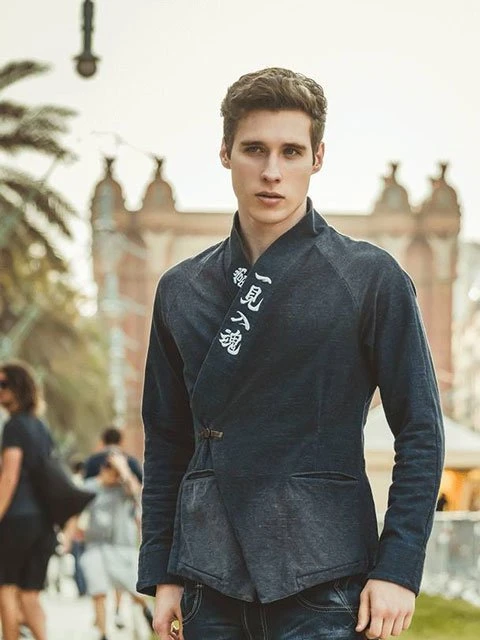 Hanfu Fashion Street Photo in Barcelona