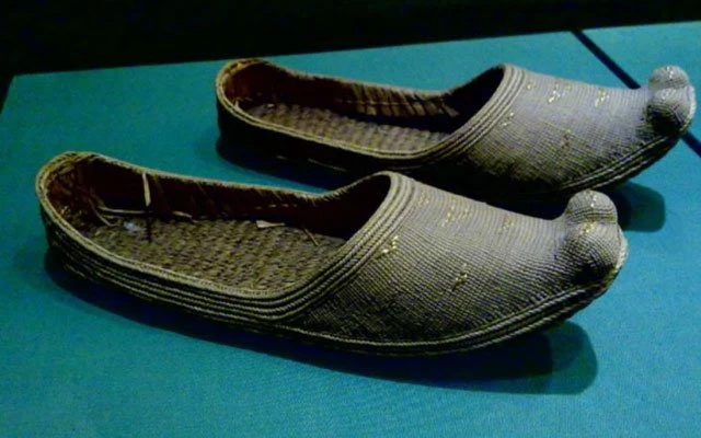 History of Traditional Chinese Hanfu Shoes