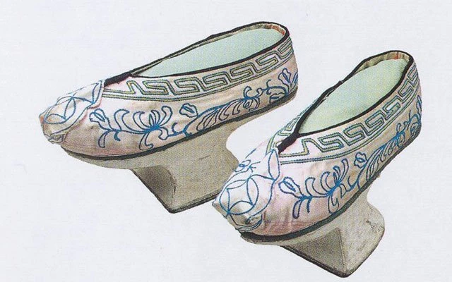 History of Traditional Chinese Hanfu Shoes