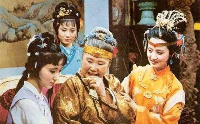 Chinese Traditional Clothing Accessories - Moe
