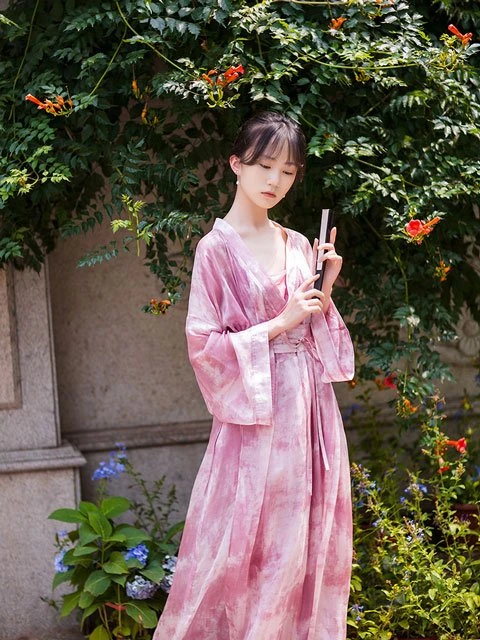 How to Choose a Suitable Hanfu - Girl's Clothes Guide