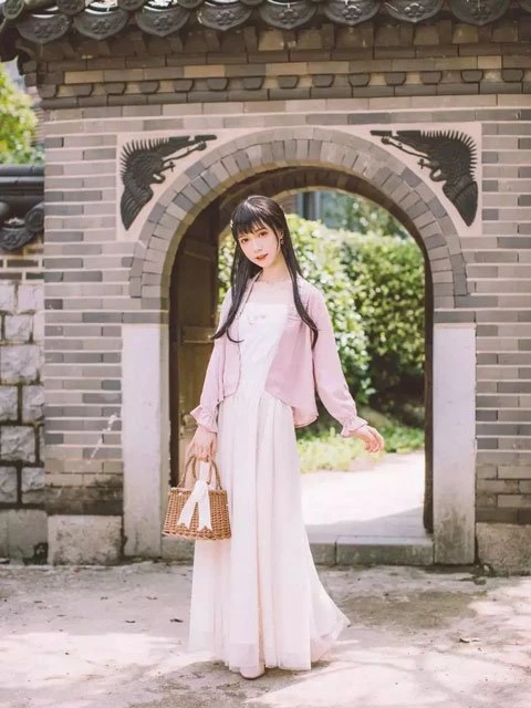 How to Choose a Suitable Hanfu - Girl's Clothes Guide