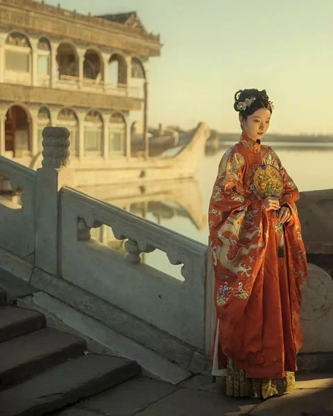Classical Chinese Hanfu & The Summer Palace