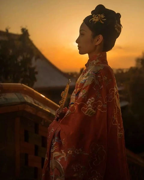 Classical Chinese Hanfu & The Summer Palace 