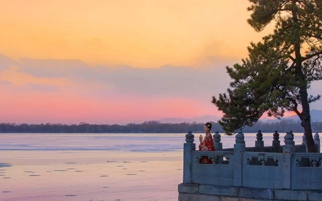 Classical Chinese Hanfu & The Summer Palace