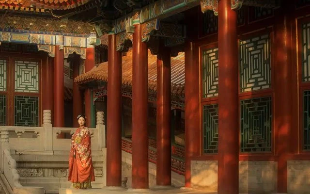 Classical Chinese Hanfu & The Summer Palace