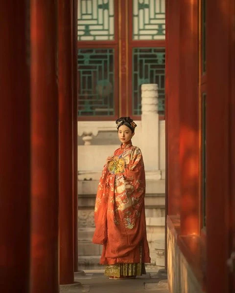 Classical Chinese Hanfu & The Summer Palace