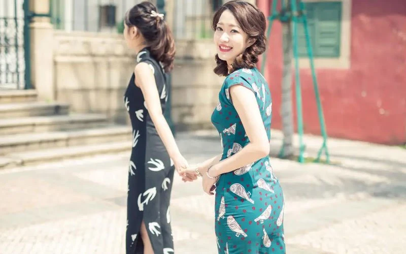 Chinese Cheongsam Dress is the Beauty of-One Traditional Costume