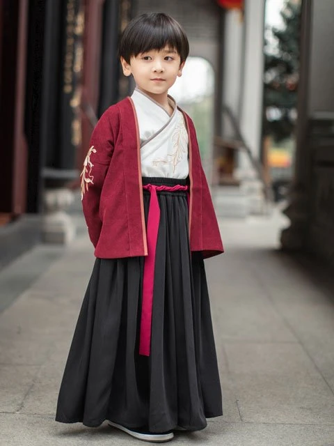 How to Choose One Genuine Chinese Costumes for Children